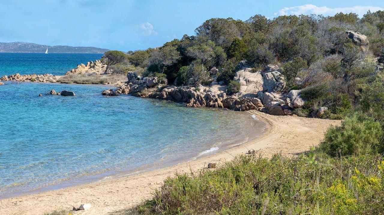 Residence Con Piscina A Palau, A Soli 150 Mt. Dal Mare Екстериор снимка